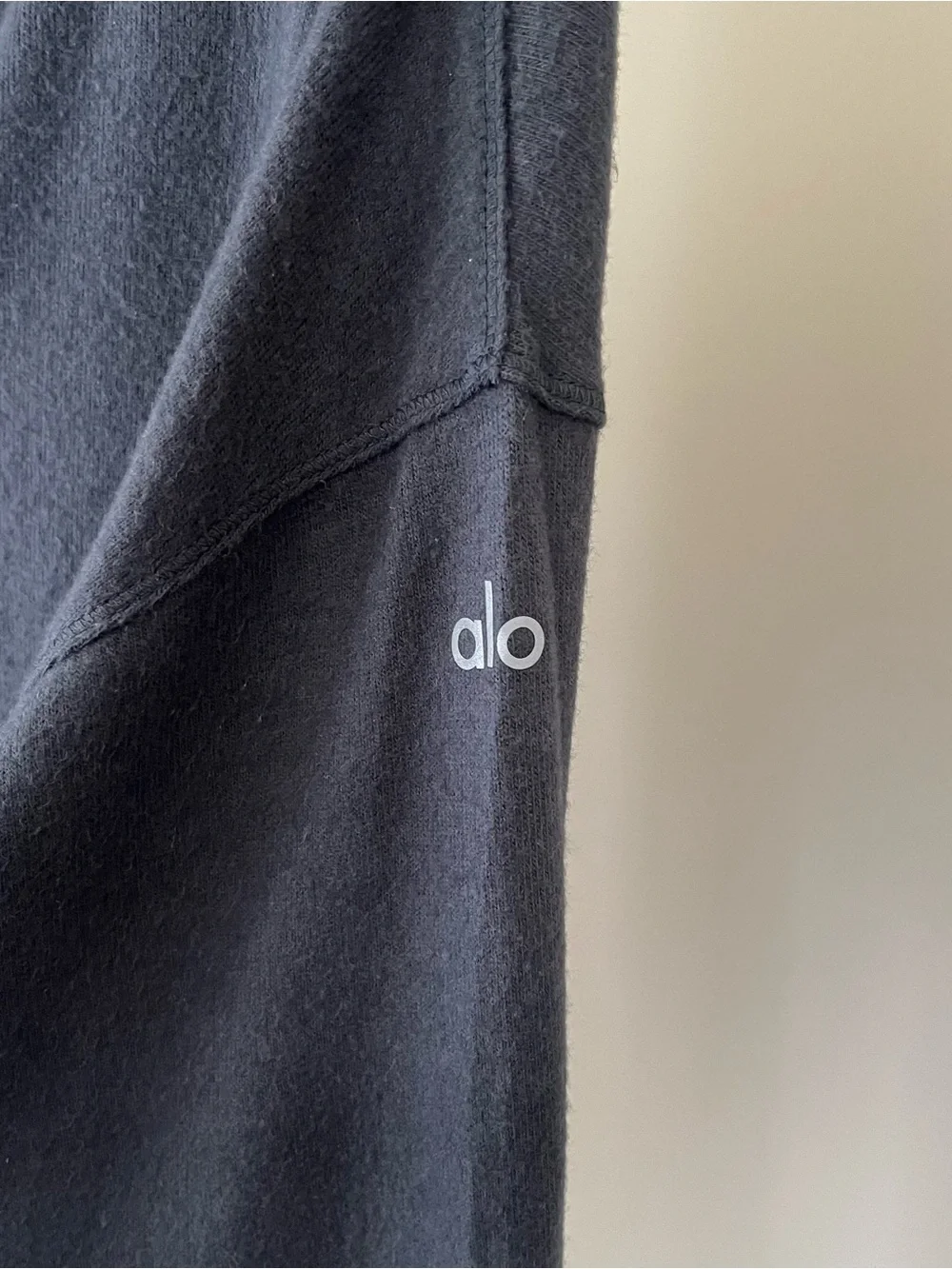 Alo Yoga Alolux Soho Cropped Henley Long Sleeve Grey Size S